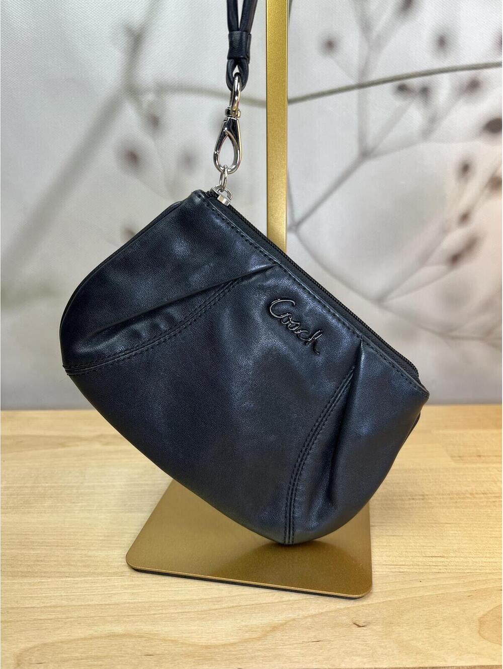 Rare COACH wristlet in black